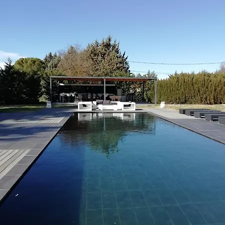 Joli 3 Avec Piscine Au Calme Absolu